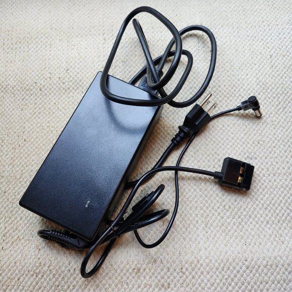 DJI ADE018 Inspire 1 Battery Adapter Charger 180W Remote Control Power WORKS - Picture 4 of 8